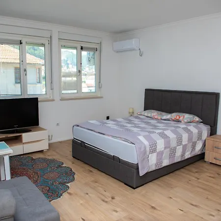 Central Apartment Konjic Apartment *